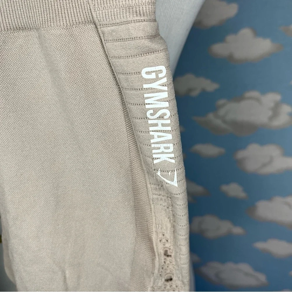 Gymshark Energy Seamless Cropped Leggings Beige Nude Tan Small Workout Gym‎ Run